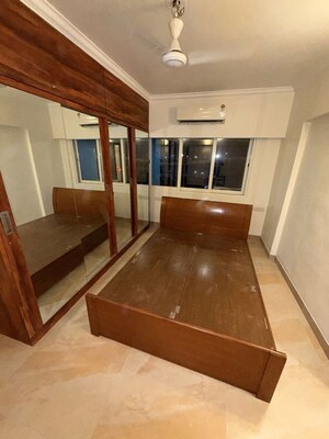 Room in 2 BHK Apartment at Wadala East – for Rent