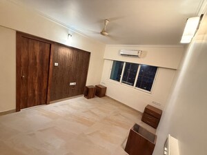 Room in 2 BHK Apartment at Wadala East – for Rent
