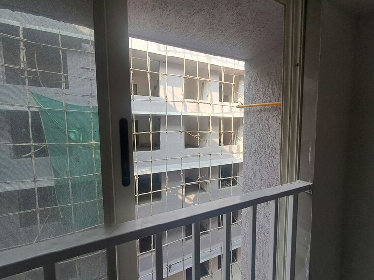 Balcony, enso-sanza 1 Bedroom 289 Sq.Ft. Apartment In Kandivali East Mumbai 10755208