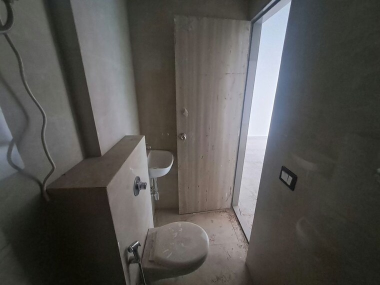 Bathroom, enso-sanza 1 Bedroom 289 Sq.Ft. Apartment In Kandivali East Mumbai 10755208