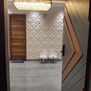 Room in 4 BHK Apartment at 4S Aradhya Extension, Sector 67a – for Rent