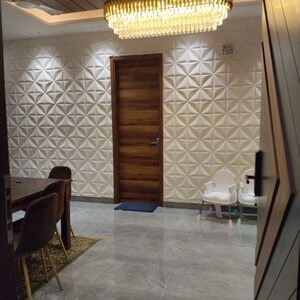 Room in 4 BHK Apartment at 4S Aradhya Extension, Sector 67a – for Rent