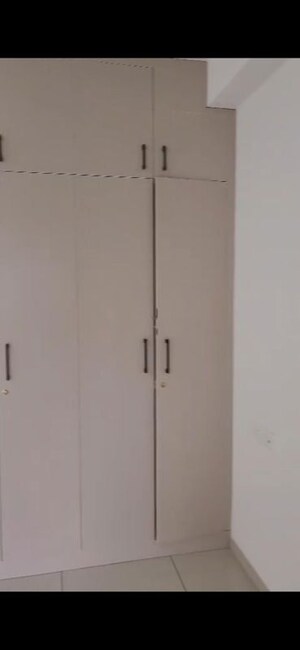 Furnished Amenities in 3 BHK Apartment at Godrej Emerald, Ghodbunder Road – for Rent