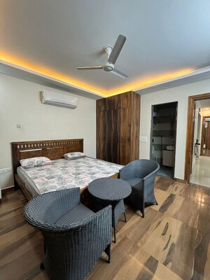 Team Area in 3 BHK Builder Floor at Sector 38 – for Rent