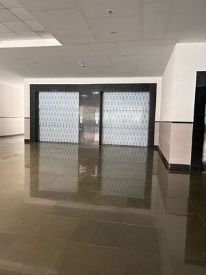  Shop – Exterior View View at Meridian Homes Meadow, Nerul - for Rent