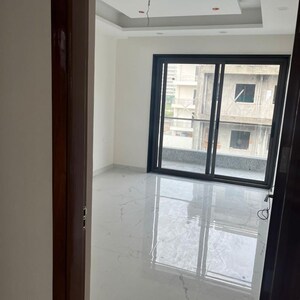 Bedroom in 4 BHK Apartment at Ansal API Versalia, Sector 67a – for Rent