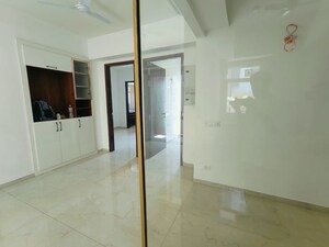 2 BHK Apartment For Rent in Smart World Orchard, Sector 61
