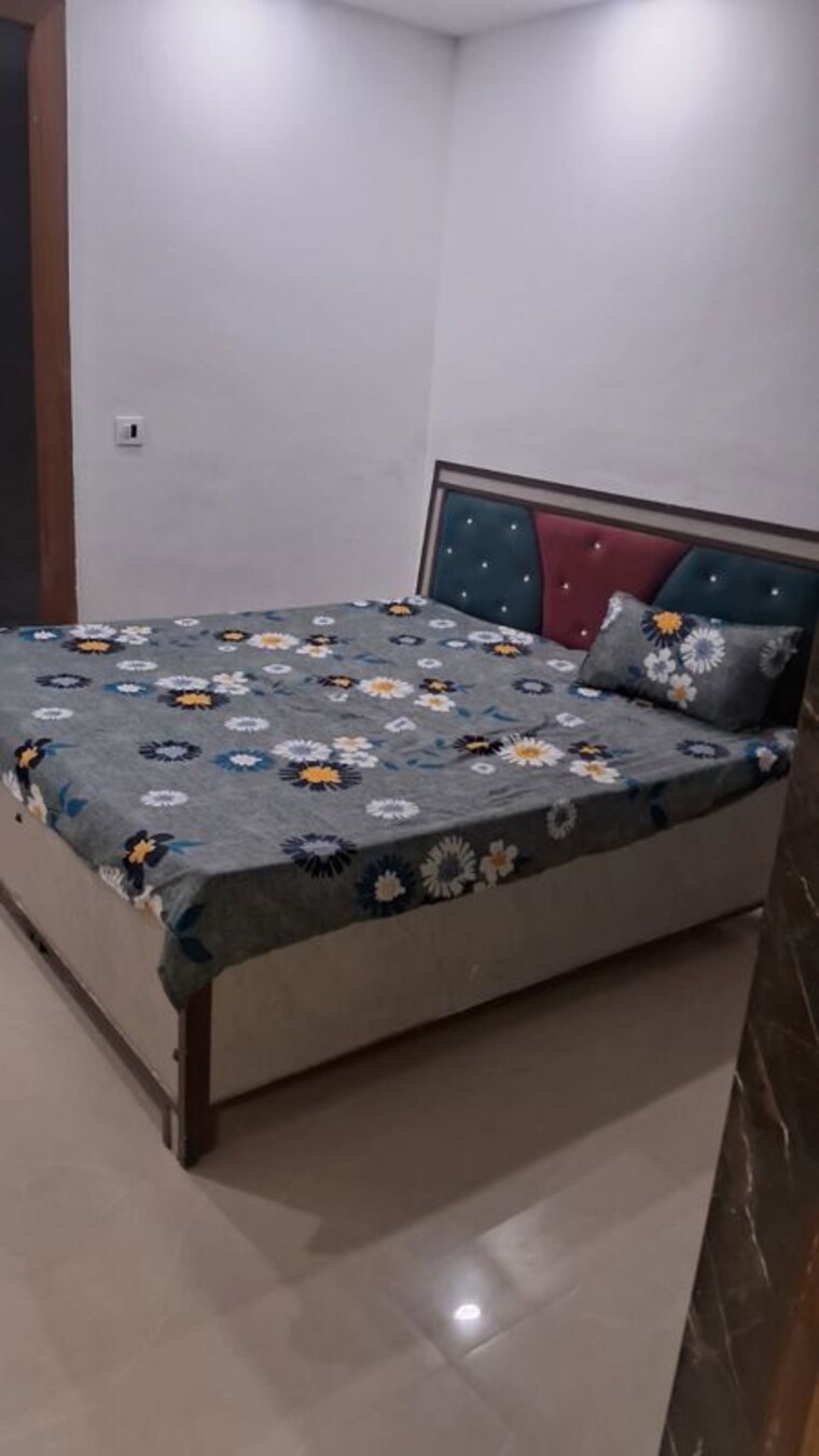Bedroom, sapphire-tower 3 Bedroom 1550 Sq.Ft. Builder Floor In Sector 104 Noida 10755269