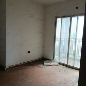 1 BHK Apartment For Rent in Dahisar East