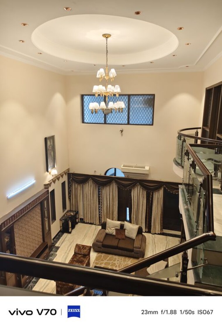 Other, sector 27 6+ Bedroom 202 Sq.Yd. Villa In Sector 27 Noida 10755308