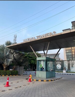  Office Space – Exterior View View at Vatika Towers, Sector 54 - for Sale