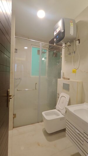 Bathroom in 4 BHK Apartment at Aradhya Homes, Sector 67a – for Rent