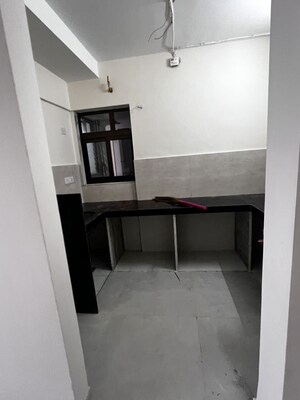 Furnished Amenities in 1 BHK Apartment at Siddha Sky, Sion – for Rent