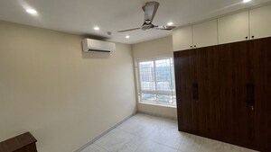 Room in 4 BHK Apartment at Sumadhura Olumpus, Financial District – for Rent