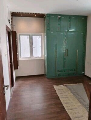 Room in 3 BHK Apartment at Raghuram The Vue Residences, Puppalaguda – for Rent
