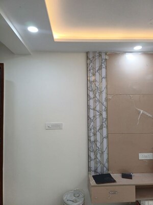 Room in 4 BHK Independent House at Mohan Garden – for Sale