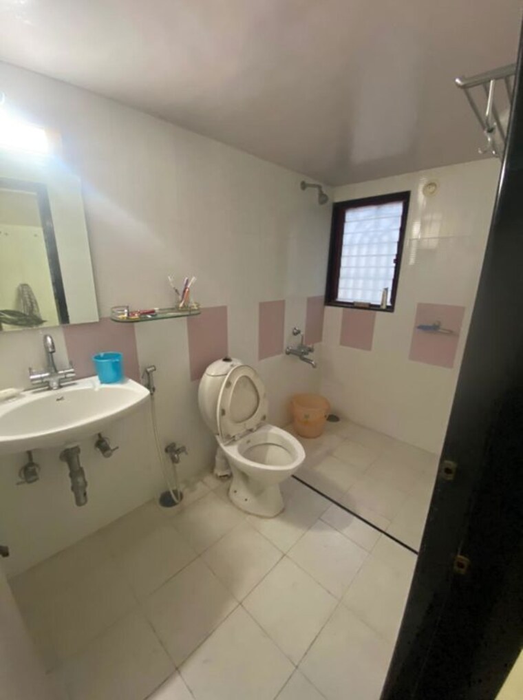 Attached Bathroom, pashan  2500 Sq.Ft. Independent House In Pashan Pune 10755350
