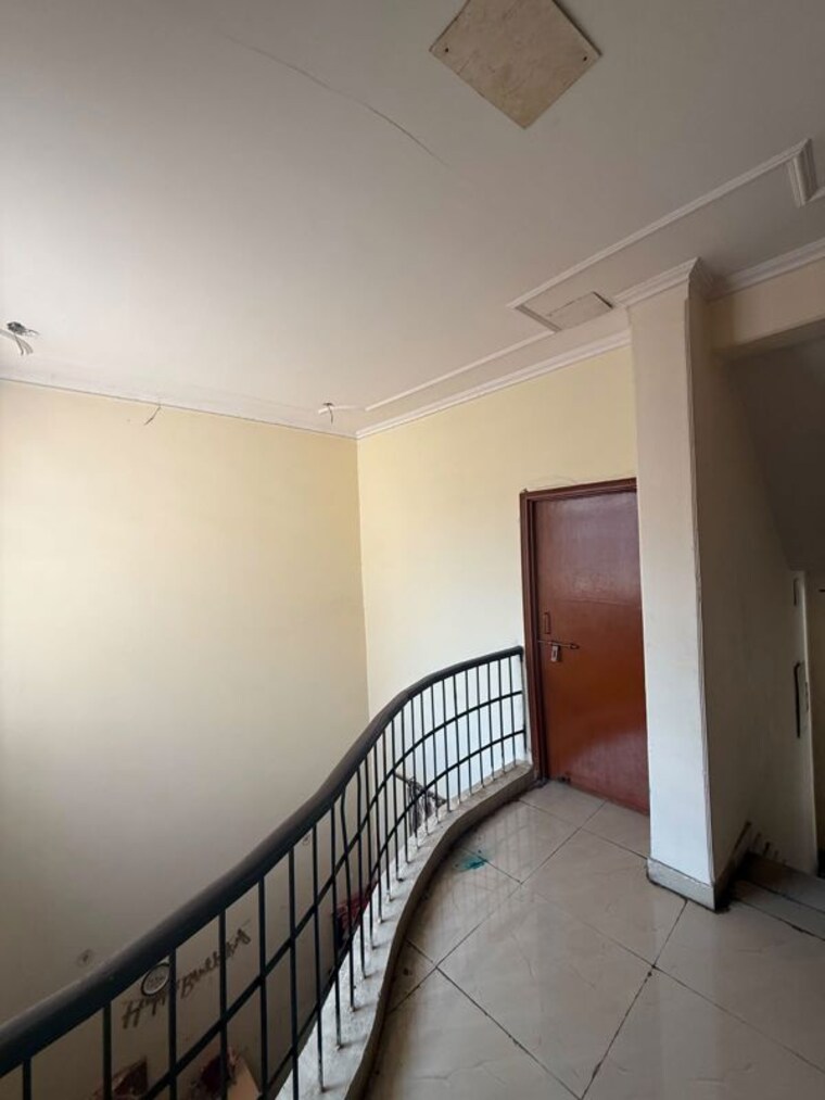 undefined, sector 135 4 Bedroom 180 Sq.Mt. Villa In Sector 135 Noida 10755404