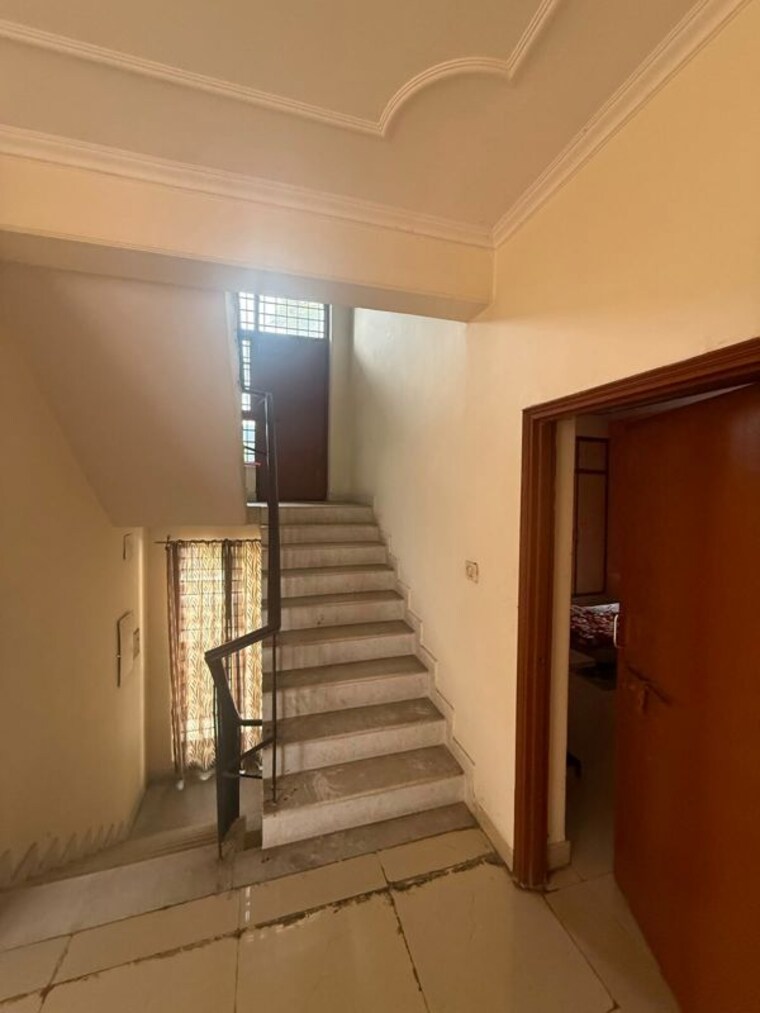 Room, sector 135 4 Bedroom 180 Sq.Mt. Villa In Sector 135 Noida 10755404