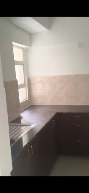 Kitchen in 2.5 BHK Apartment at Amrapali Verona Heights, Tech Zone 4 Greater Noida – for Rent