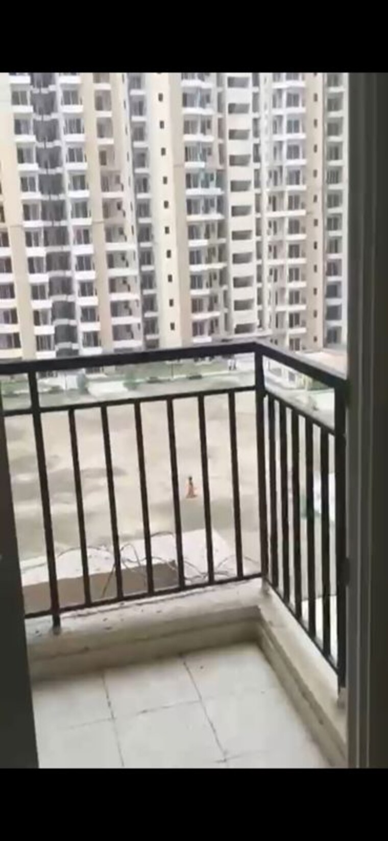 Balcony, amrapali-verona-heights 2.5 Bedroom 1000 Sq.Ft. Apartment In Tech Zone 4 Greater Noida Greater Noida 10755441