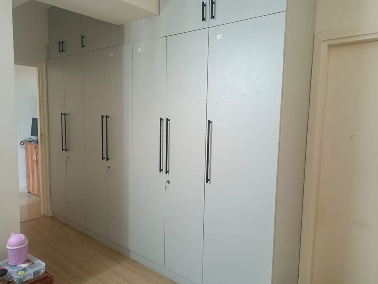 Room, dlf-regal-gardens 3 Bedroom 1818 Sq.Ft. Apartment In Sector 90 Gurgaon 10744563