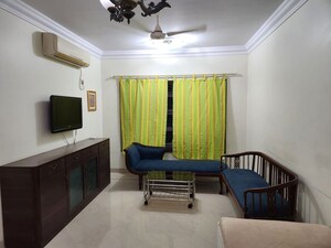 Living Room in 2 BHK Apartment at Raheja Sherwood, Goregaon East – for Rent