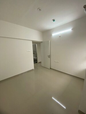 Room in 2 BHK Apartment at Godrej Greens, Undri – for Rent