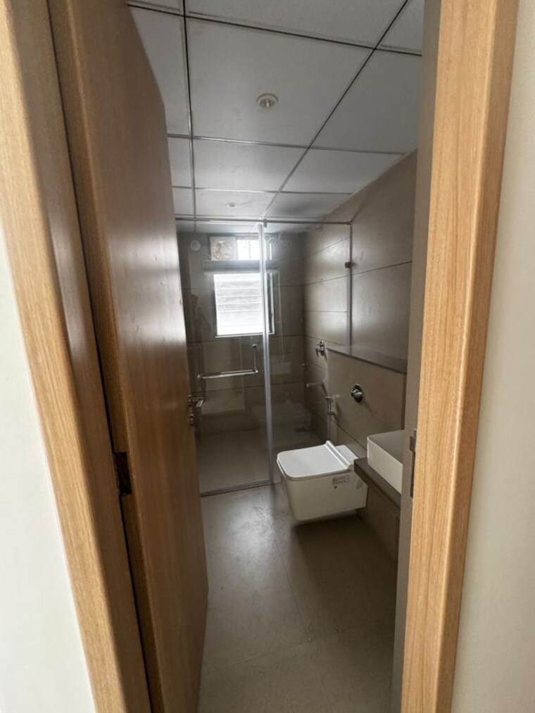 Bathroom, jhamtani-nandan-ace 3 Bedroom 1419 Sq.Ft. Apartment In Balewadi Pune 10755481