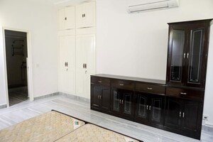 Room in 3 BHK Builder Floor at Anand Niketan – for Rent