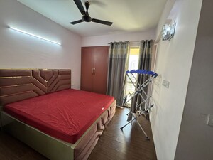 2 BHK Apartment For Rent in Jaypee Greens Kosmos, Sector 134