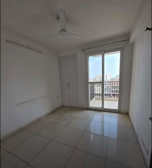Room in 3 BHK Apartment at Motiaz Royal Citi, Ambala Highway – for Rent