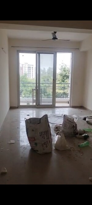 Team Area in 3 BHK Apartment at Great Value Sharanam, Sector 107 – for Sale