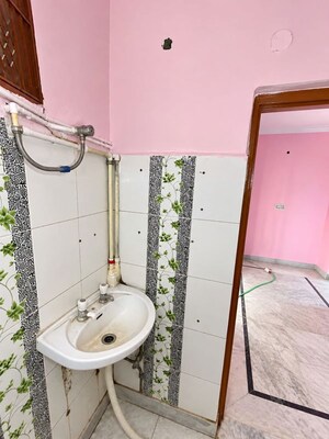 Bathroom in 2 BHK Builder Floor at Uttam Nagar West – for Rent