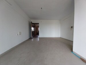 Room in 2 BHK Apartment at Tharwani Riviera, Kharghar – for Rent
