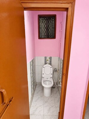 Bathroom in 2 BHK Builder Floor at Uttam Nagar – for Rent