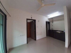 Room in 1 BHK Apartment at Spring Grove Uno Society, Kandivali East – for Rent