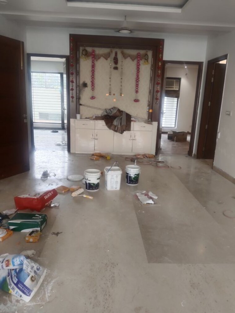 Living Room, sector 46 4 Bedroom 360 Sq.Yd. Builder Floor In Sector 46 Faridabad 10755665