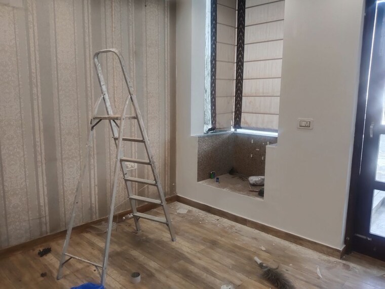 Room, sector 46 4 Bedroom 360 Sq.Yd. Builder Floor In Sector 46 Faridabad 10755665