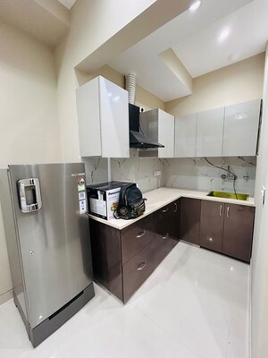 Kitchen in 1 RK Builder Floor at Krishna Homes Gurgaon, Sector 14 – for Rent