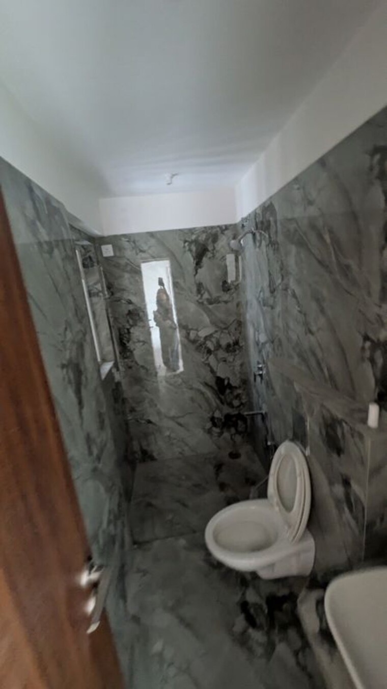 Bathroom, siddha-sky 1 Bedroom 408 Sq.Ft. Apartment In Sion Mumbai 10755772