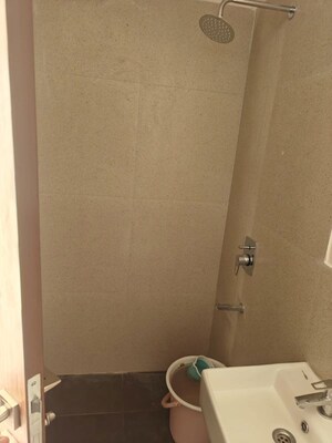 Furnished Amenities in 1.5 BHK Apartment at Piramal Vaikunth, Balkum Pada – for Rent