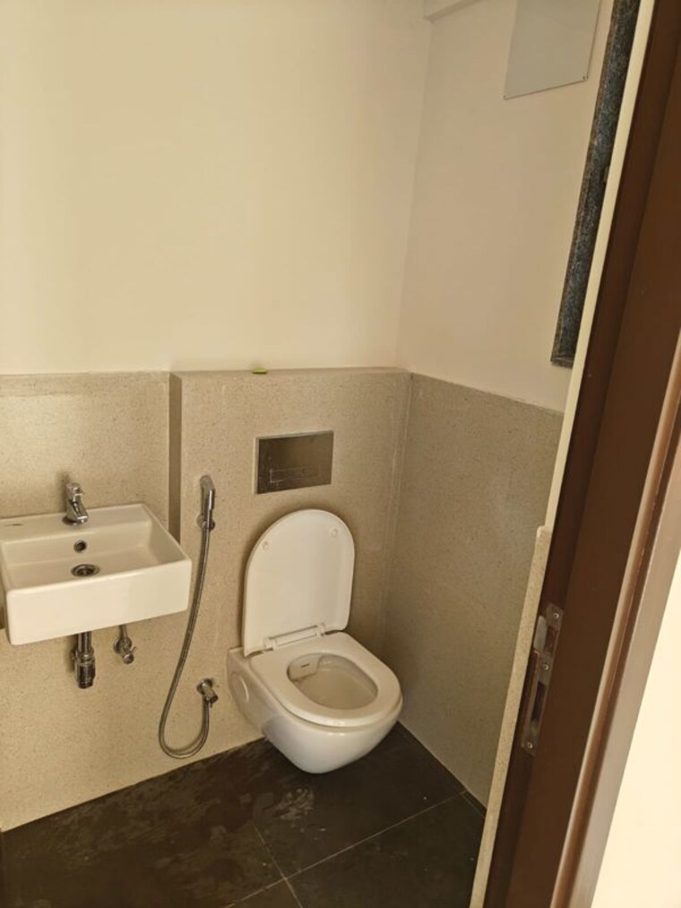 Bathroom, piramal-vaikunth 1.5 Bedroom 455 Sq.Ft. Apartment In Balkum Pada Thane 10755783