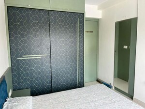 Room in 2.5 BHK Apartment at Arkade Earth, Kanjurmarg East – for Rent