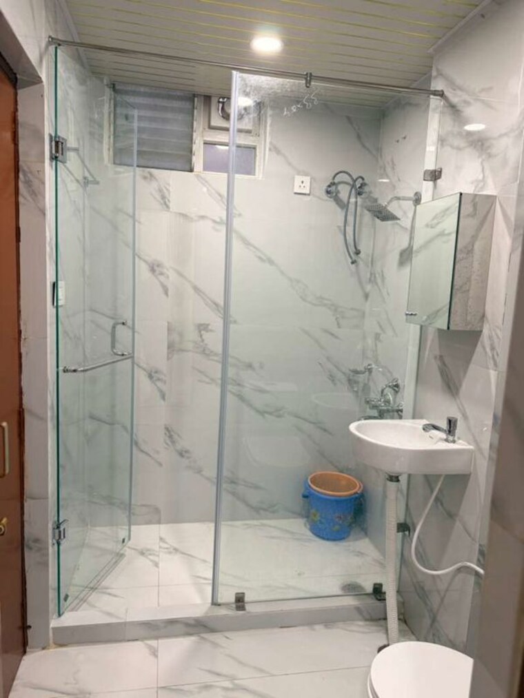 Bathroom, vasantha-homes 3 Bedroom 2000 Sq.Ft. Apartment In Madhapur Hyderabad 10755812