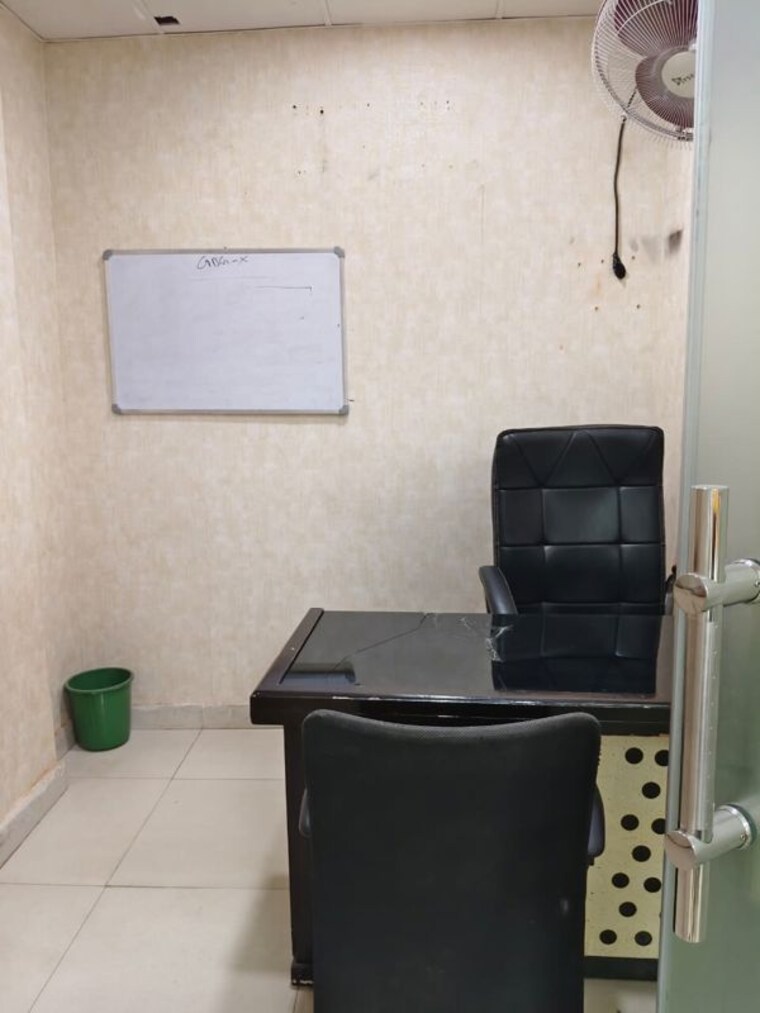 Team Area, sector 63 Commercial Office Space in IT/SEZ 900 Sq.Ft. In Sector 63 Noida 10755825