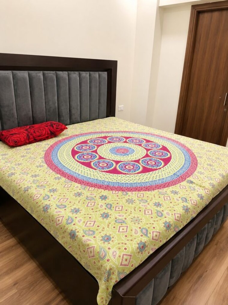Bedroom, suncity-vatsal-valley 2.5 Bedroom 1430 Sq.Ft. Apartment In Gwal Pahari Gurgaon 10755828