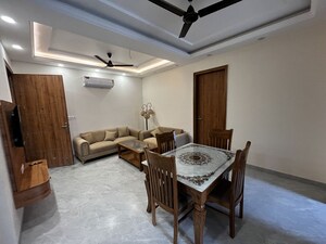 Living Room in 2 BHK Builder Floor at Sector 52 – for Rent