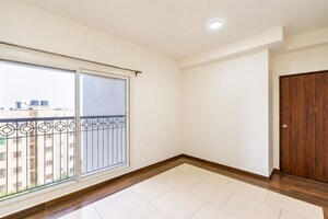 Room in 4 BHK Apartment at Sobha Windsor, Whitefield – for Rent