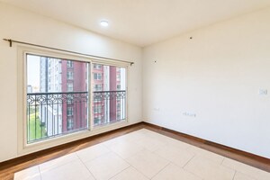 Room in 4 BHK Apartment at Sobha Windsor, Whitefield – for Rent